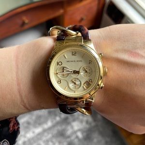 Michael Kors Tortoise and Gold Watch NEEDS BATTERY